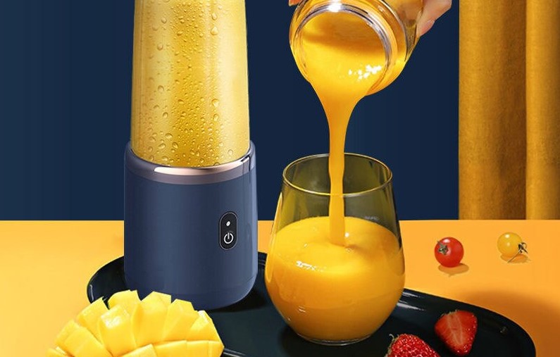 Blue juicer Sports Cup