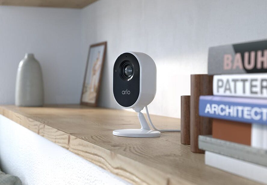 Arlo Essential Indoor Camera - 1080p Video with Privacy Shield