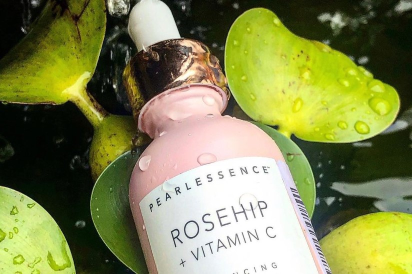 Pearlessence Rosehip Balancing Facial Oil + Rosehip Fruit Oil & Vitamin C
