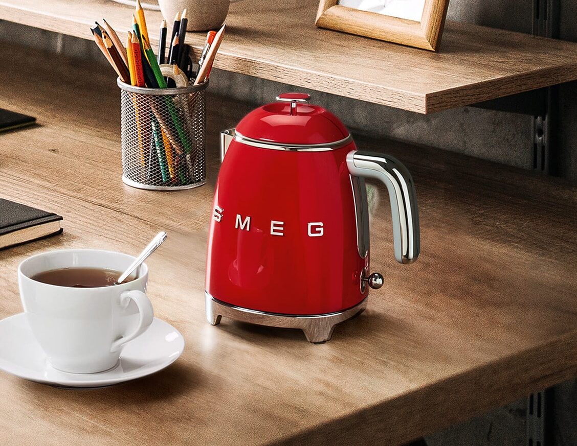 SMEG Electric Kettle