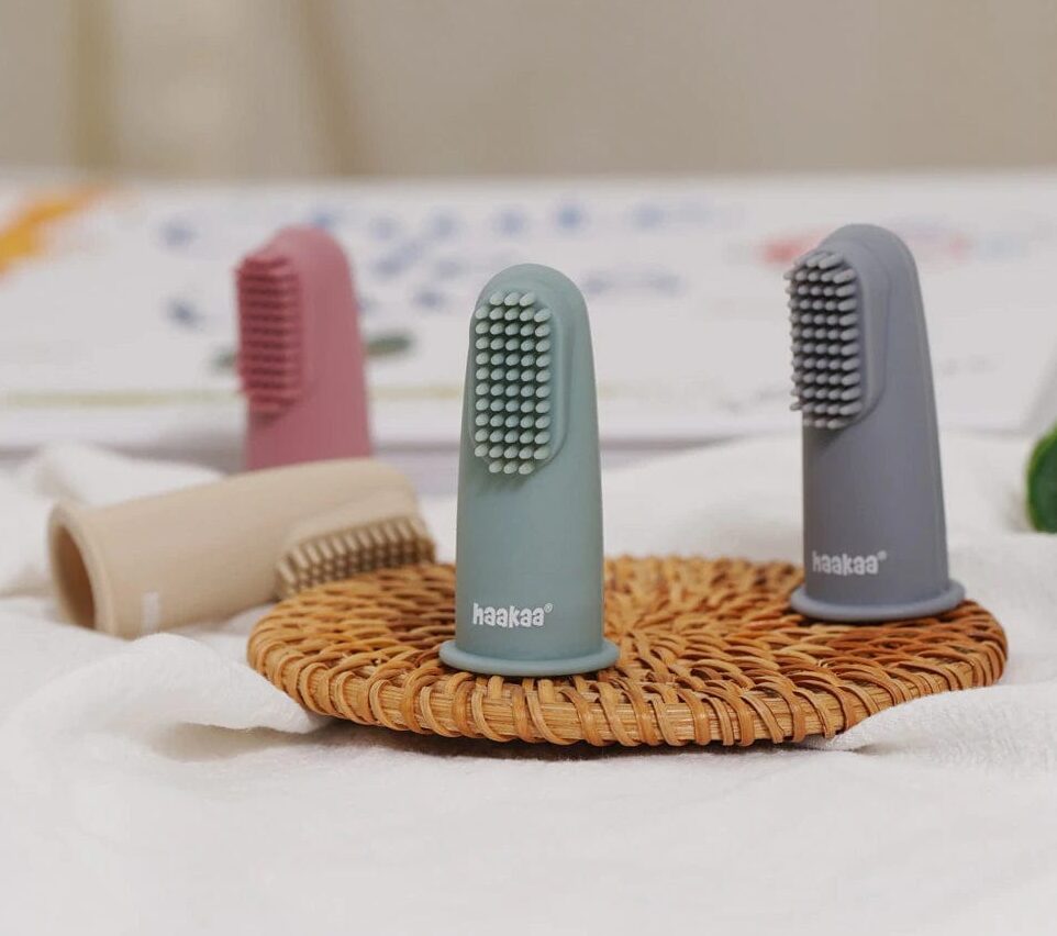 Haakaa Silicone Finger Toothbrush 2 pack