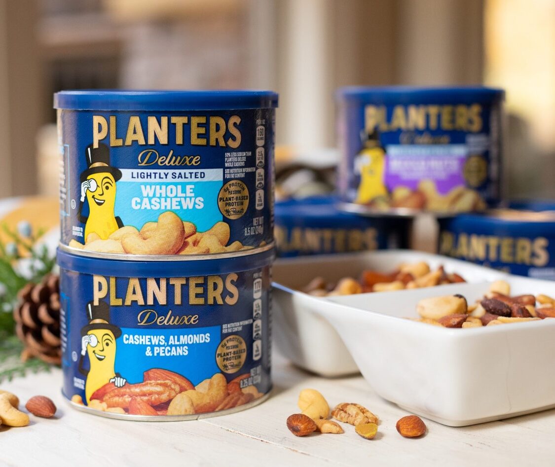 PLANTERS Deluxe Salted Whole Cashews