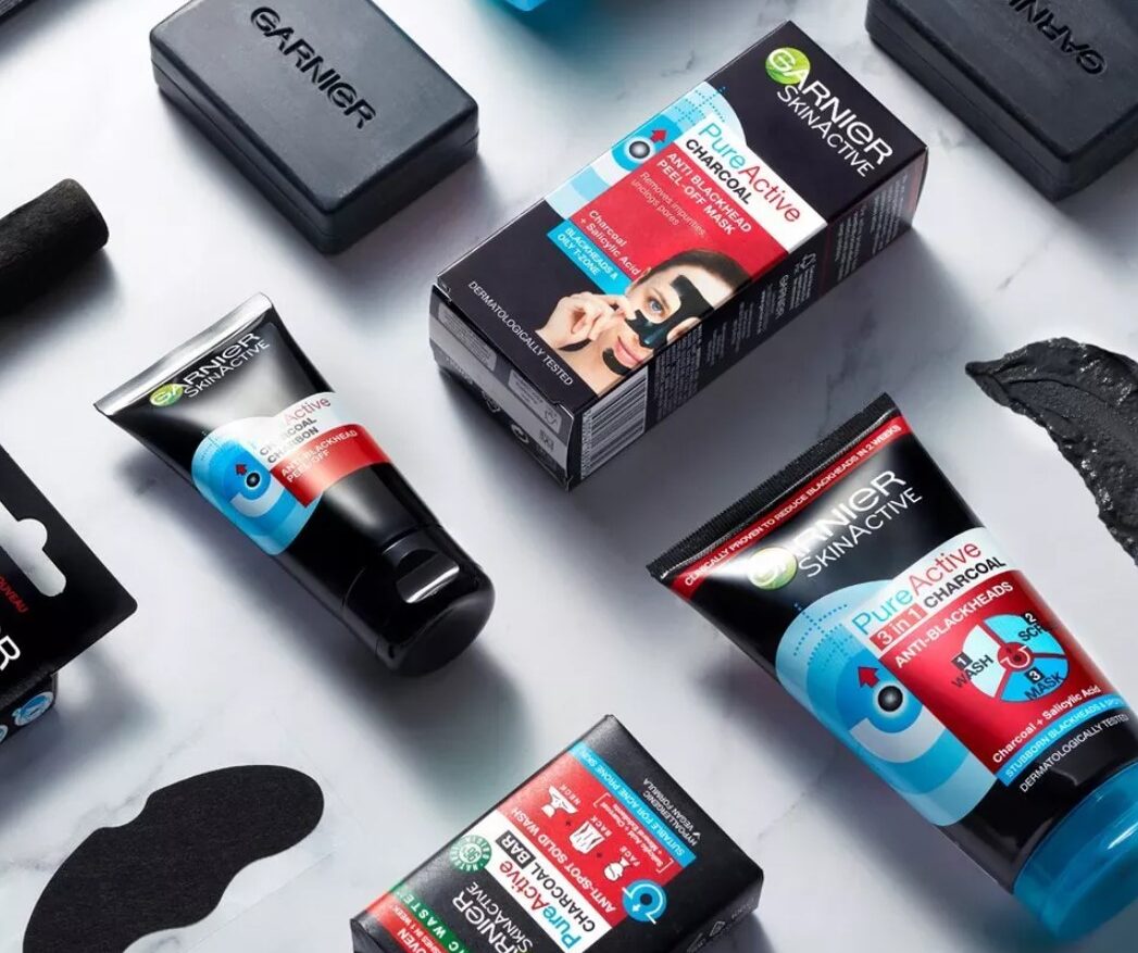 Pure Active Intensive Charcoal 3-in-1 Wash