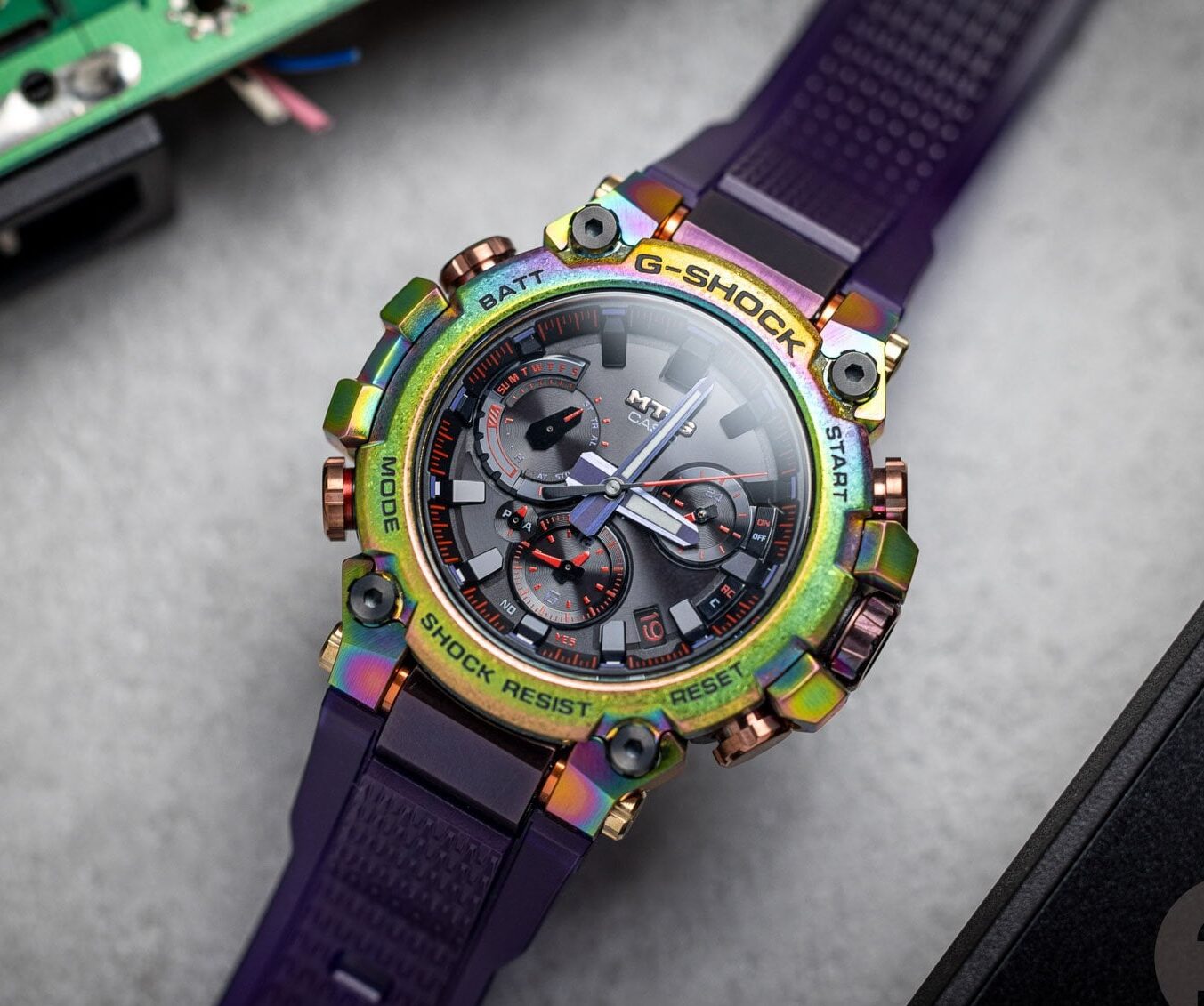 MTG-B3000PRB-1AER "AURORA OVAL"