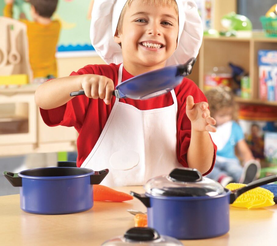 Learning Resources Pretend & Play Pro Chef Set
