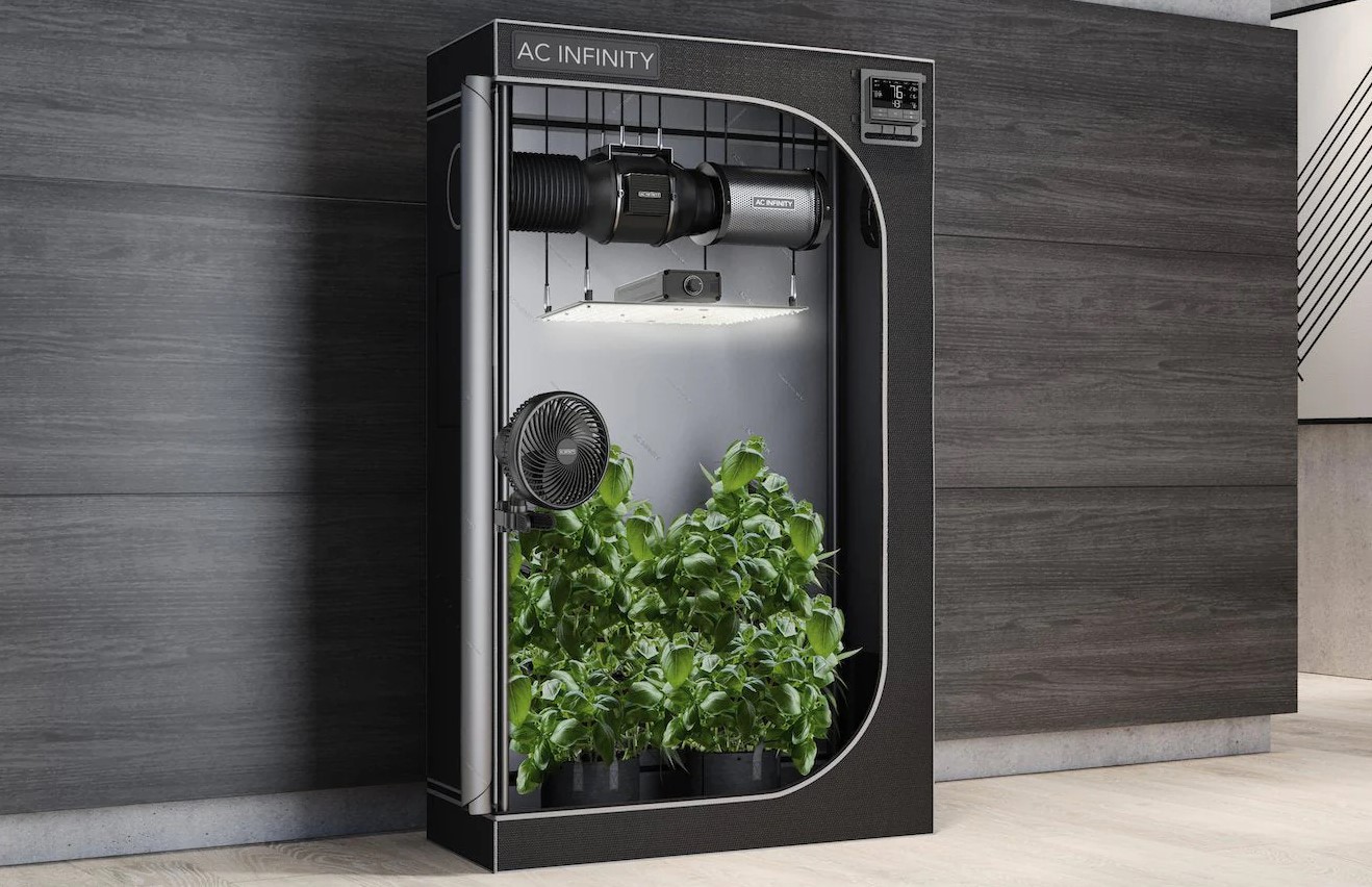 AC Infinity Advance Grow System 3x3