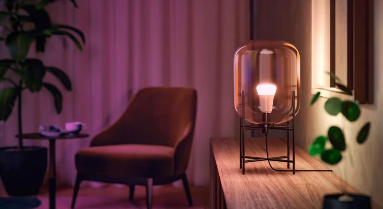 Philips Hue Smart 60W A19 LED Bulb